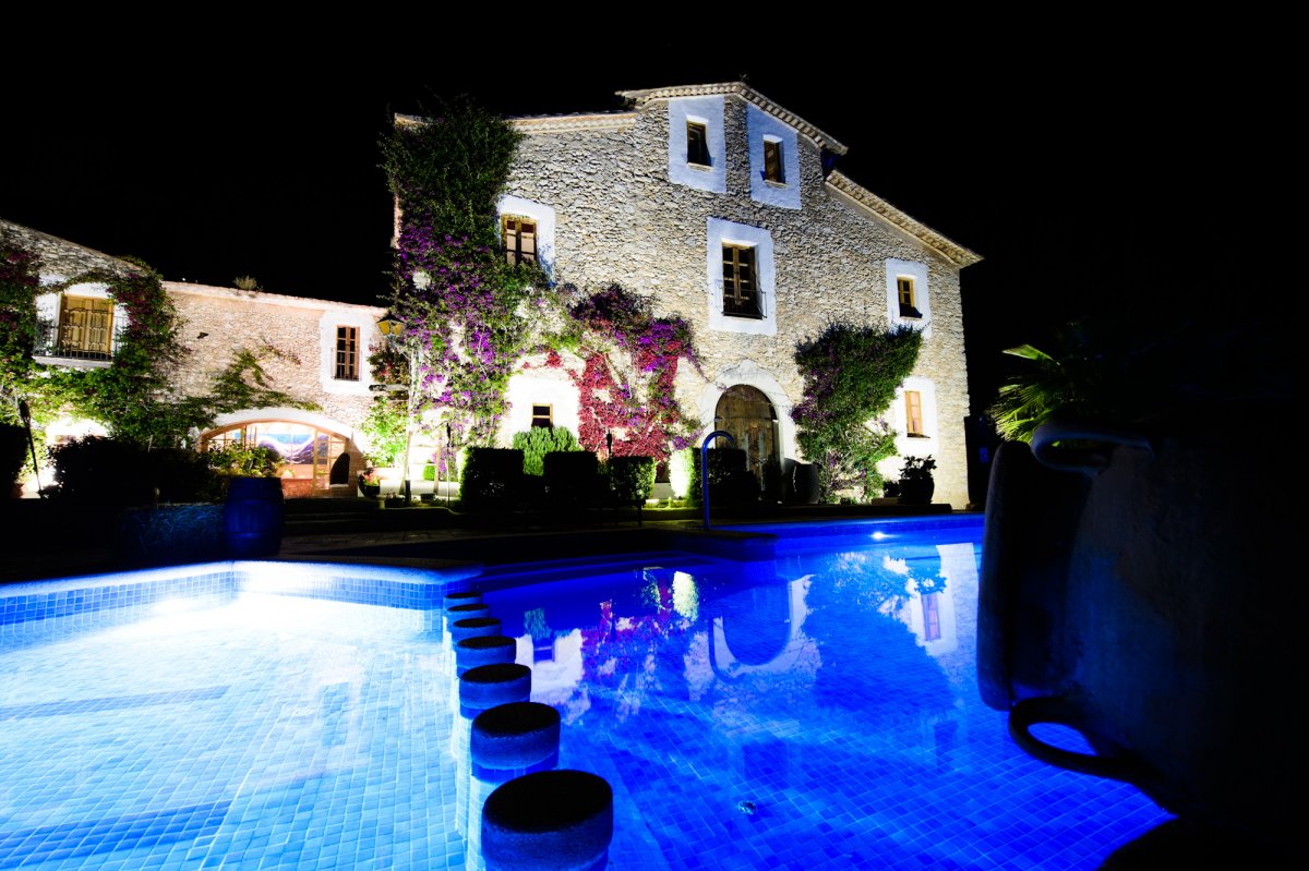 A blue pool at Almiral de la Font